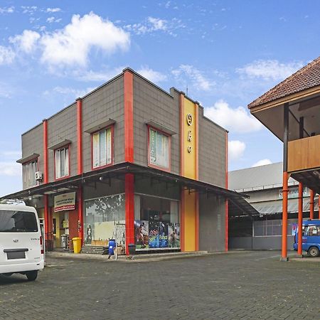 Oyo 91084 Oke Guest House مالانغ المظهر الخارجي الصورة
